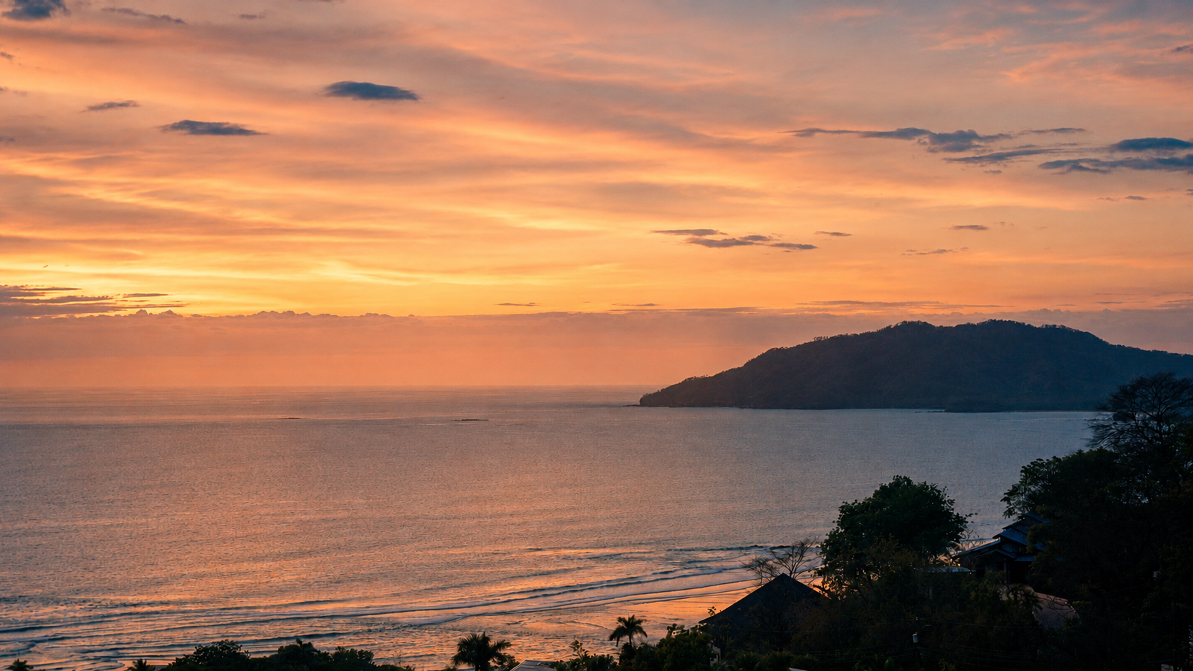 Pacific coast sunset over the ocean in Costa Rica